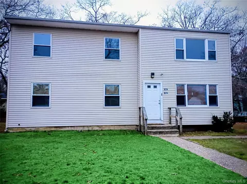 67 Albany Ave #A&B, Flanders, NY 11901
