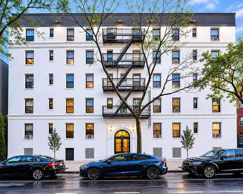 3775 64th St #31, Woodside, NY 11377