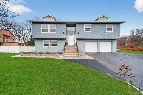 20 New Haven Ave, Clarkstown, NY 10954