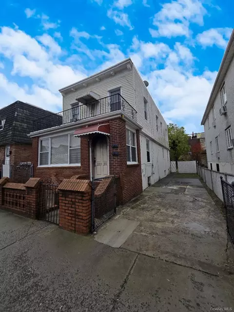 10330 102nd St, New York, NY 11417