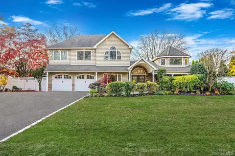 310 Terry Rd, Smithtown, NY 11787