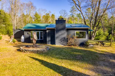 136 Yulan Barryville Rd, Highland, NY 12719