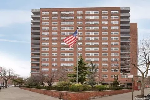 111-20 73rd Ave #6D, Forest Hills, NY 11375