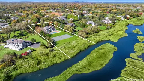 46 Tanners Neck Ln # A, Westhampton, NY 11977