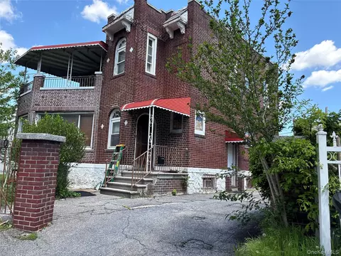 2930 Williamsbridge Rd, New York, NY 10467