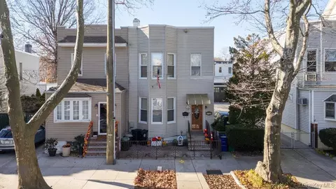 77-20 79th St, New York, NY 11385