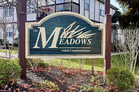 262 E Crooked Hill Rd, Orangetown, NY 10965