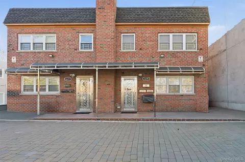 1679 Unionport Rd, New York, NY 10462