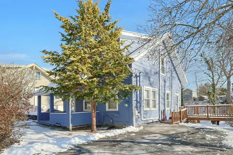 50 Farrington Rd, Cortlandt, NY 10520