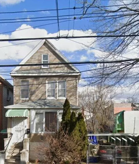 3038 Wilson Ave, New York, NY 10469