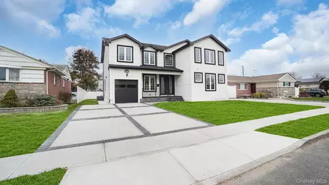 2268 Renfrew Ave, Elmont, NY 11003