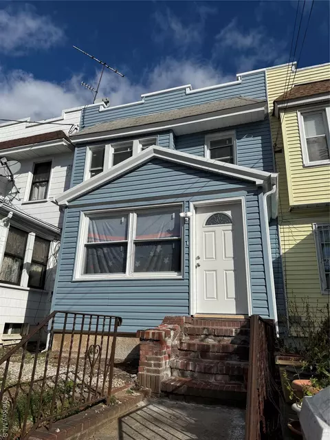 10731 121st St, New York, NY 11419