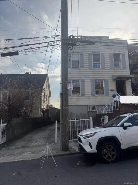 74-24 44 Ave, Elmhurst, NY 11373