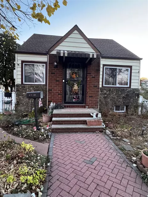 17816 145th Ave, Jamaica, NY 11434