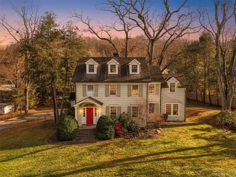 484 Bedford Rd, Bedford Hills, NY 10507