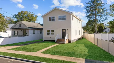 146 Lincoln Ave, Roosevelt, NY 11575