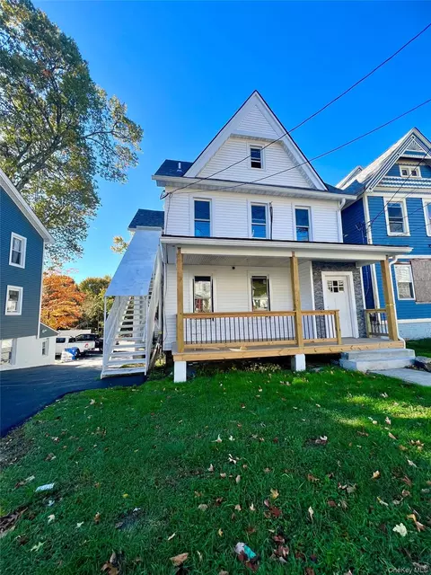 128 W Main St, Middletown, NY 10940