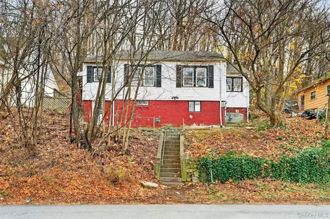 669 N Division St, Peekskill, NY 10566