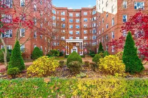 76-36 113 St #2M, Forest Hills, NY 11375