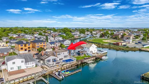 3452 Ocean Ave, Oceanside, NY 11572