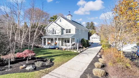 17 Maple Ave, East Moriches, NY 11940