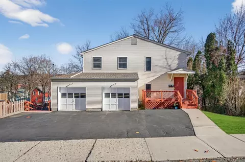 55 High St, Monroe, NY 10950