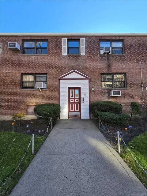8606 155th Ave #4, Howard Beach, NY 11414