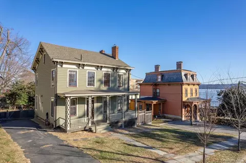 12 1st Ave, Orangetown, NY 10960