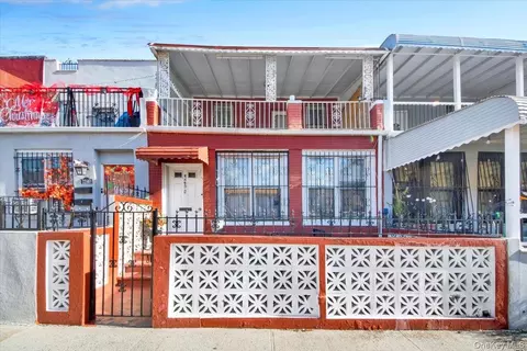 1238 Colgate Ave, New York, NY 10472