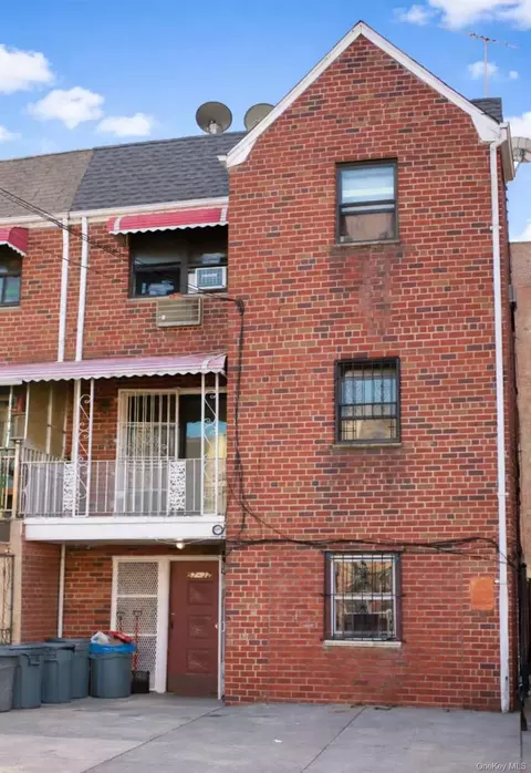 57-32 Xenia St, Corona, NY 11368