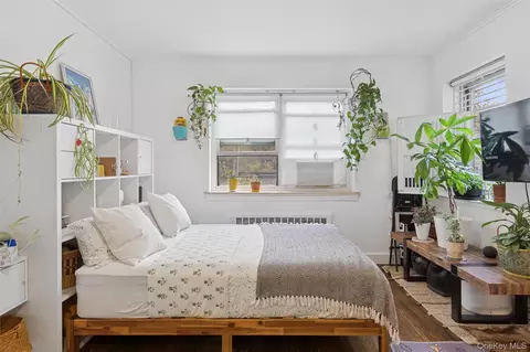 75-02 Austin St #2C, New York, NY 11375