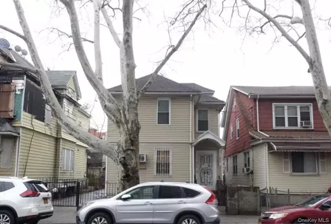 40-36 69 St, New York, NY 11377