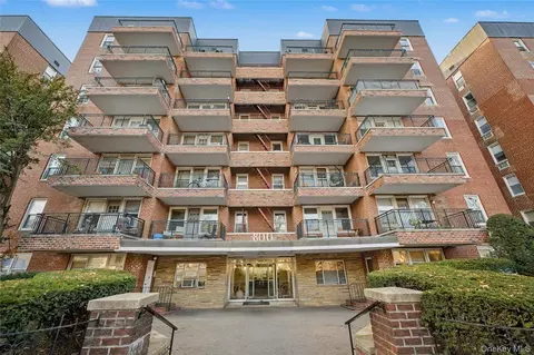 800 Ocean Pkwy #3K, Brooklyn, NY 11230