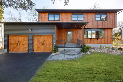 91 Creamery Dr, New Windsor, NY 12553