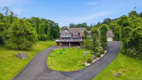 627 Green Lake Rd, Athens, NY 12015