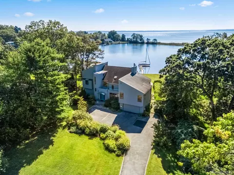 1180 Greacen Point Rd, Mamaroneck, NY 10543