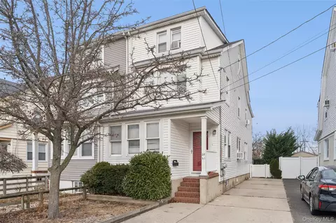 2861 Tilrose Ave, Oceanside, NY 11572