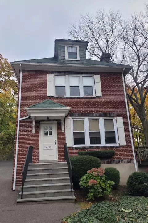 6004 Netherland Ave, New York, NY 10471