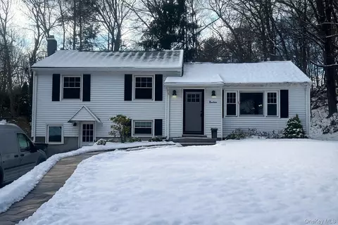 19 Ann St, Poughkeepsie, NY 12603
