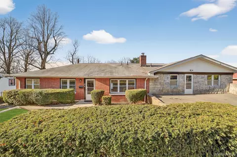43 Arthur Pl, Yonkers, NY 10701