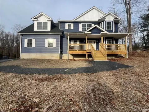 546 S Plank Rd, Minisink, NY 10998