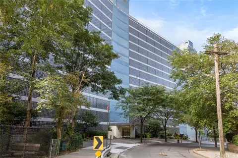 2400 Johnson Ave #5F, New York, NY 10463