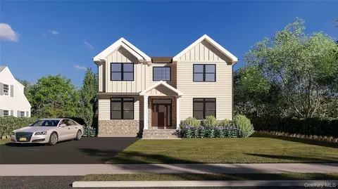 30 Briggs St, Hicksville, NY 11801