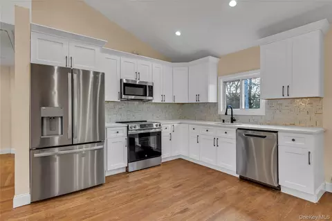 Kitchen - 116 Phyllis Dr, Patchogue, NY 11772 photo 1 of 3