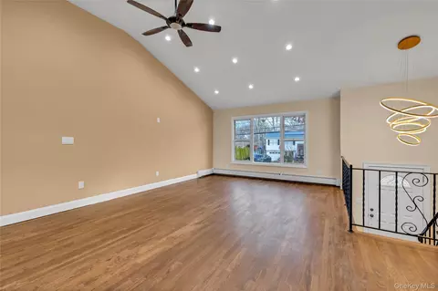 Living - 116 Phyllis Dr, Patchogue, NY 11772 photo 2 of 7