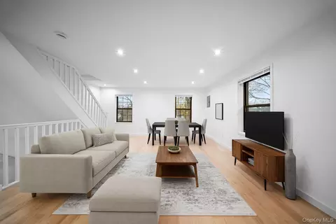 218-37 Spencer Ave, New York, NY 11427