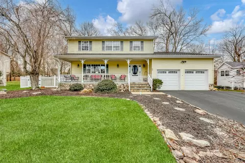 18 Mountainview Ave, Ramapo, NY 10901