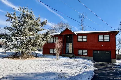 534 High St, Monroe, NY 10950