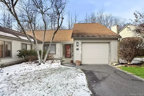 641 Heritage Hls #B, Somers, NY 10589