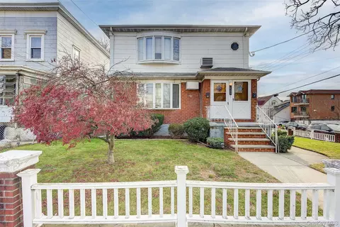 163-02 45th Ave, Flushing, NY 11358
